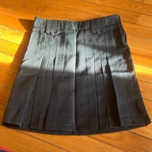 NWT Black Pleated skirt